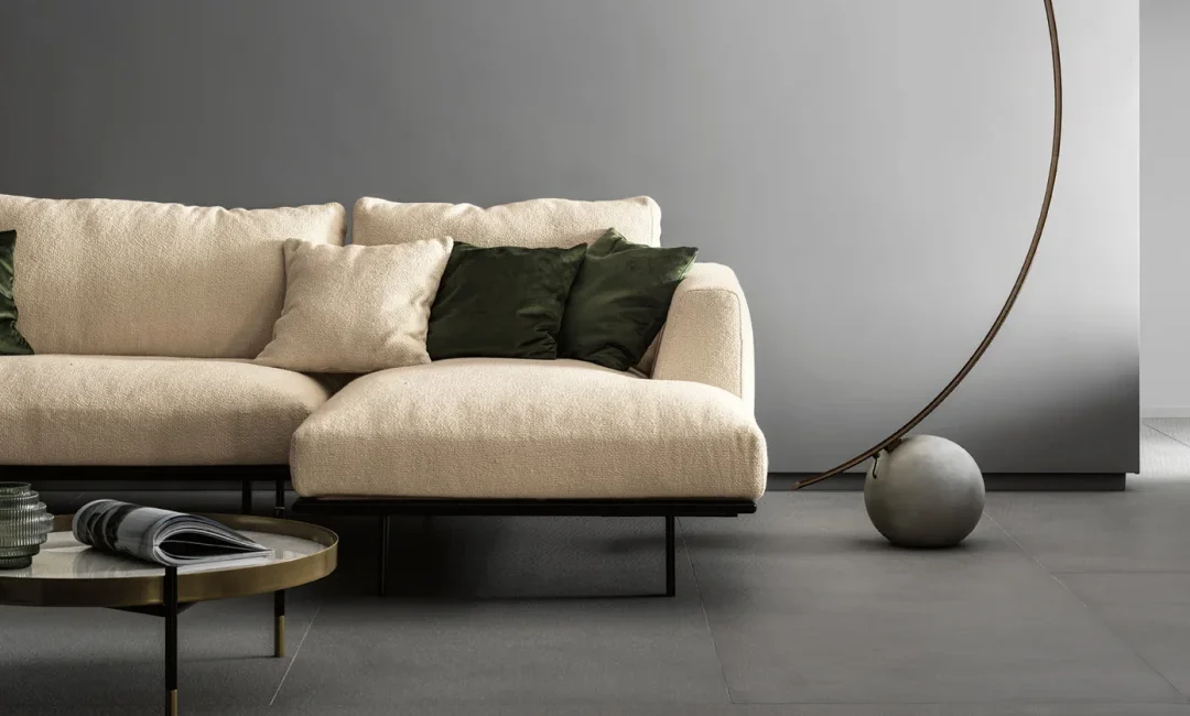 Minimalist Living Room Ideas for a Sleek, Clutter-Free Space