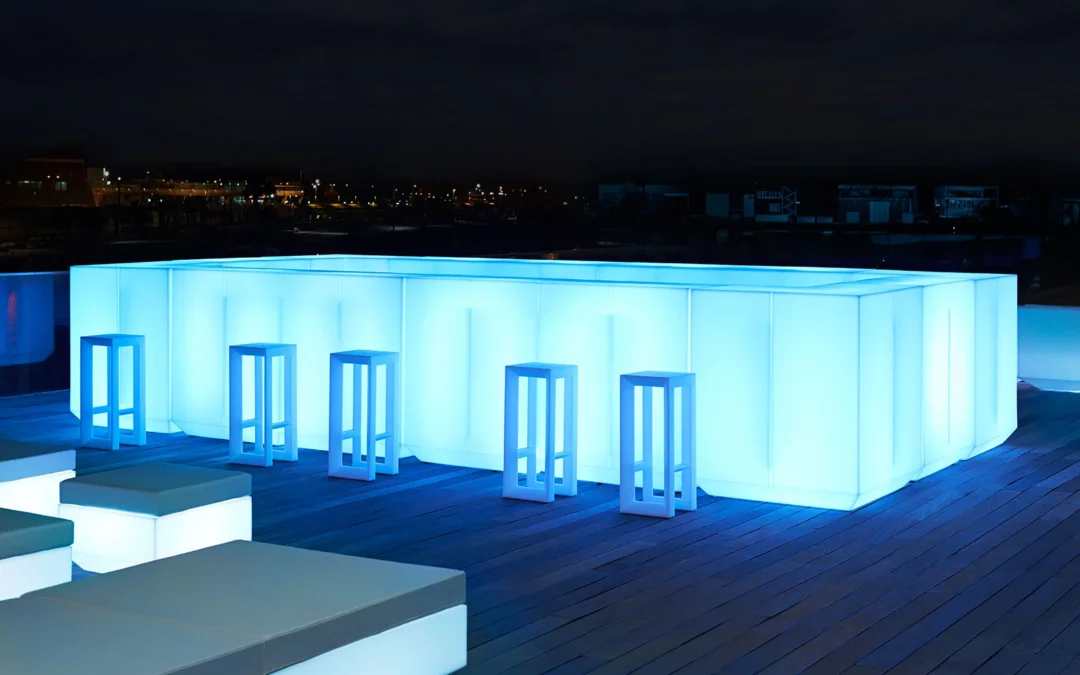 How to Choose Luxury Counter Stools for Kitchen and Bar Areas